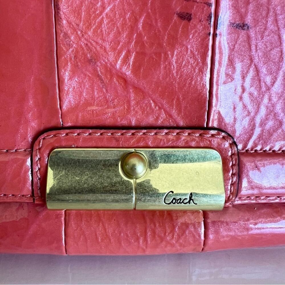 Coach Kristen Coral Patent Leather‎ Wristlet Clutch - Picture 4 of 14